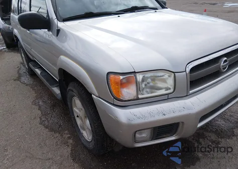 2002 Nissan Pathfinder Se z USA, uszkodzony, nr VIN JN8DR09Y72W731934